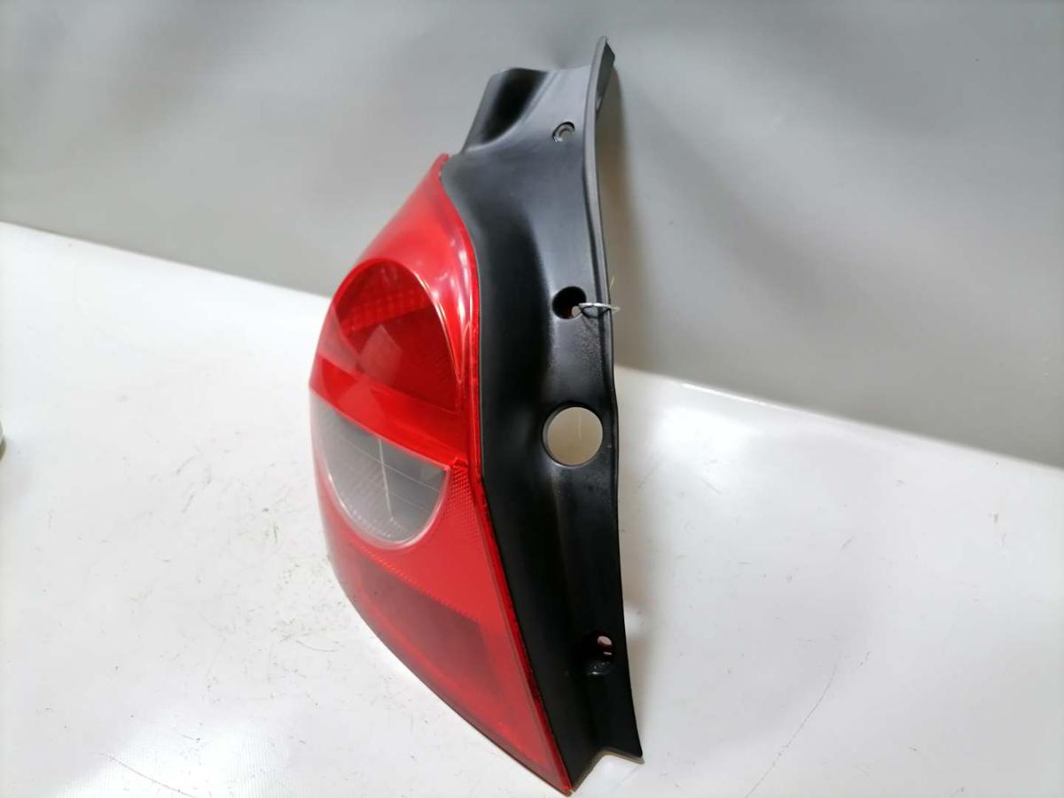 Renault Clio 3 original Rücklicht Rückleuchte links BJ05